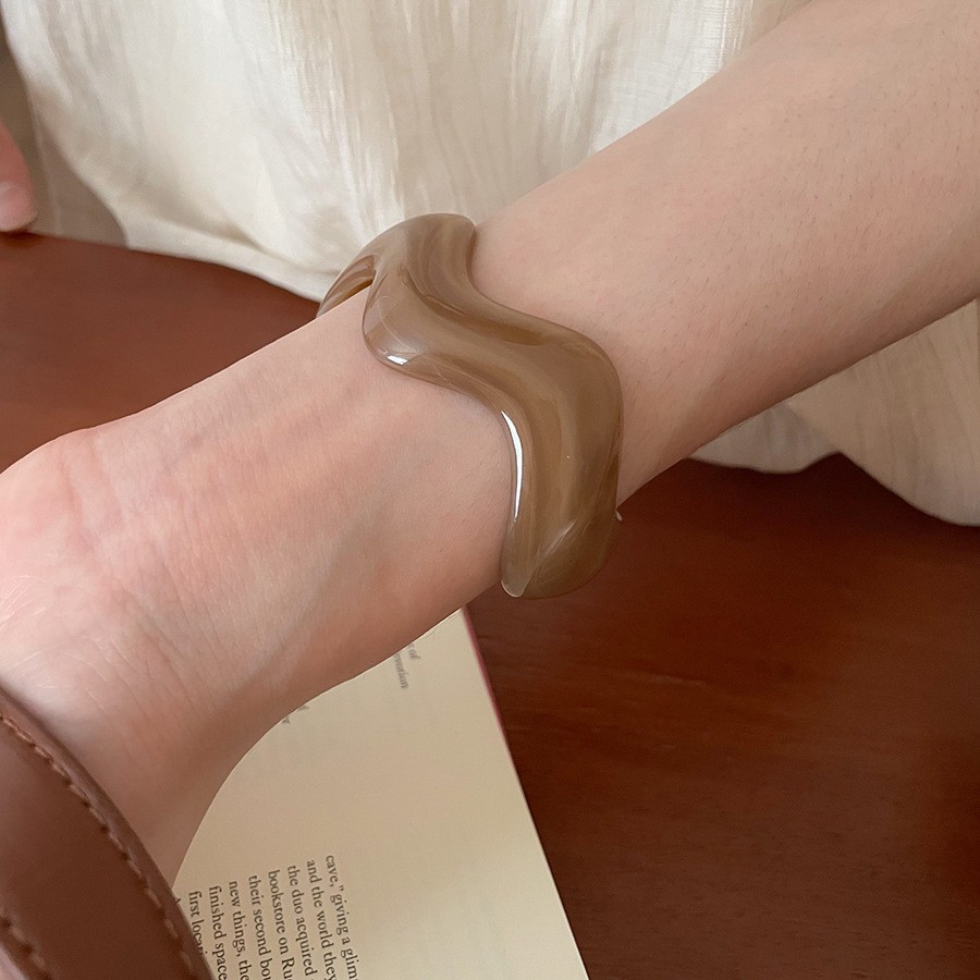 36 # Pulsera-Café oscuro