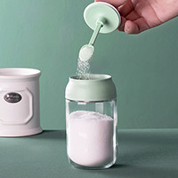 Integrated seasoning bottle with label, moisture-proof lid and spoon, transparent glass oil bottle, soy sauce vinegar bottle, oil bottle