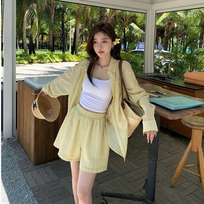 2025 New Summer Tencel Lyocell Design Sense Shirt Shorts Two-piece Set Thin Elegant Casual suit