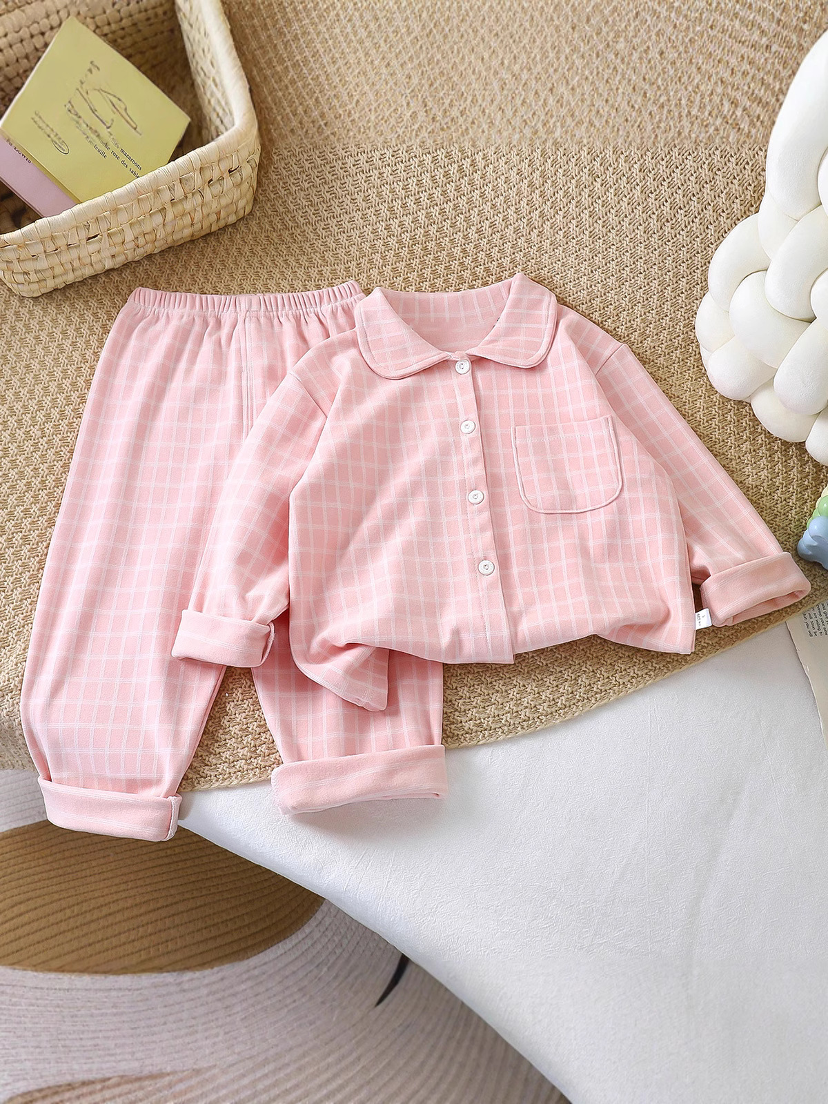 Pajamas infantiles de cotton de estilo coreano para niños y niñas, camisetas simples a cuadros, ropa para el hogar con solapa de dos piezas para mantener el calor
