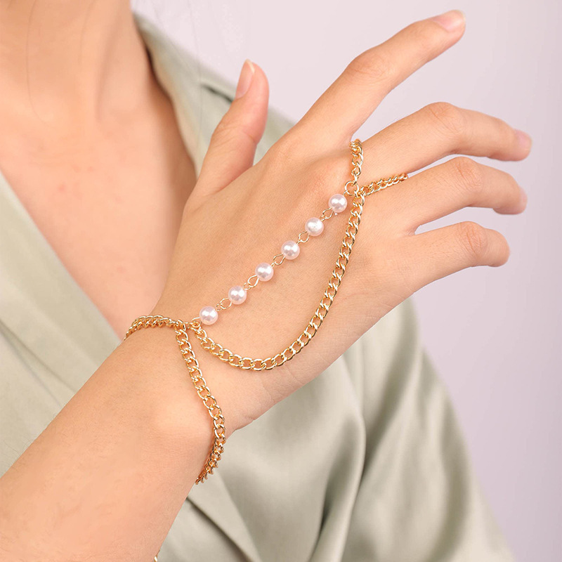 Cross-Border Women's Exquisite Gold Chain Ring Bracelet from Bracelet Wristband Ring Bracelet Gift for Her Cross-Border Women's Exquisite Gold Chain Ring Bracelet from Bracelet Wristband Ring Bracelet Gift for Her