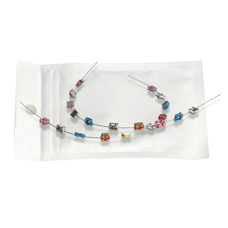 Brackets dentales de moda transfronterizos, coloridos, decorativos, con ganchos, sin ganchos, gama completa de colores