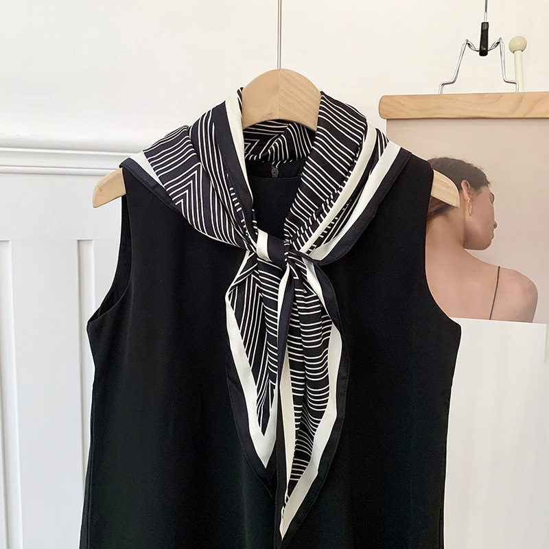 Bufanda triangular, babero, estilo fino de moda para mujer, cintura multifuncional, bufanda de seda decorativa, bufanda de línea de moda de alta gama, chal