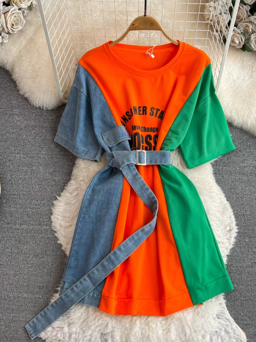 Damenbekleidung T-Shirt-Kleid mit Denim-Print und Rundhalsausschnitt, schlankmachende A-Linien-Kleidung_voghion.com