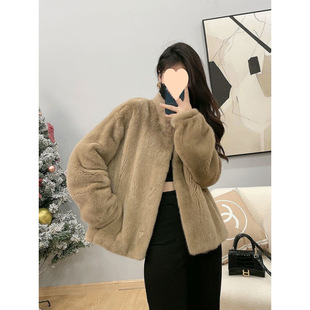 Ƥ��ɫ���|���p�����r���¿�ˮ��Ƥ����Ů���p�g