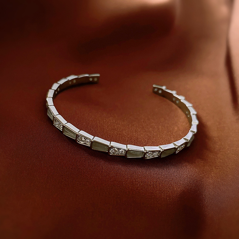 Pulsera de circón de flor de concha pulsera de atmósfera exquisita súper brillante