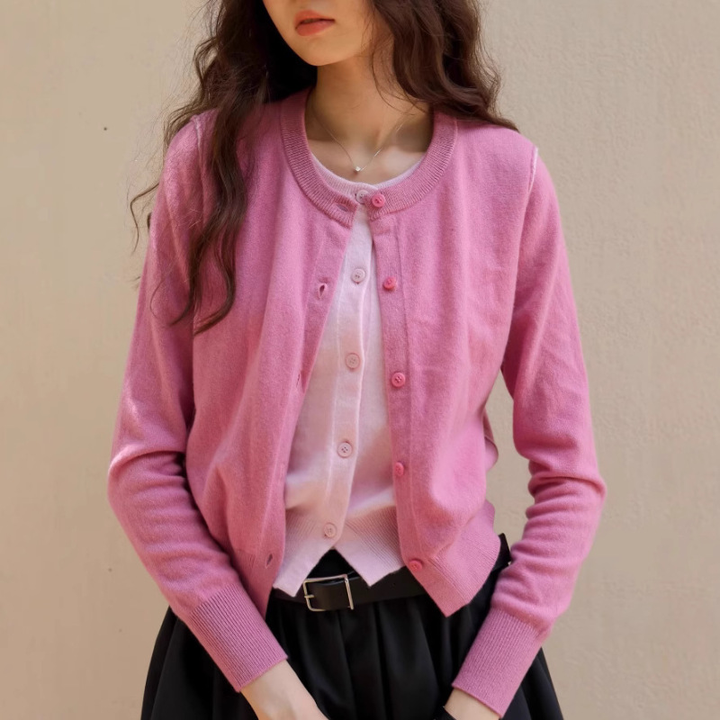 SUPERSCAP Subo Fashionable Intellectuals Miu Wind Coloring Fake Two-Piece Pure Wool Knitted Cardigan Top SUPERSCAP Subo Fashionable Intellectuals Miu Wind Coloring Fake Two-Piece Pure Wool Knitted Cardigan Top