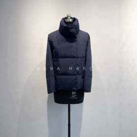 女式毛呢外套;休闲裤;女式羊绒外套