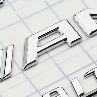 Car logo, 4MATIC GLS500 tail