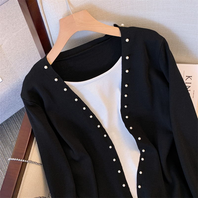 大きいサイズの婦人服の春はやせています。|undefined