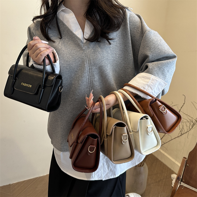 Wholesale High-Quality Textured Handbag Small Square For Women 2025 Summer New Light Luxury Stylish Shoulder Commuter_voghion.com