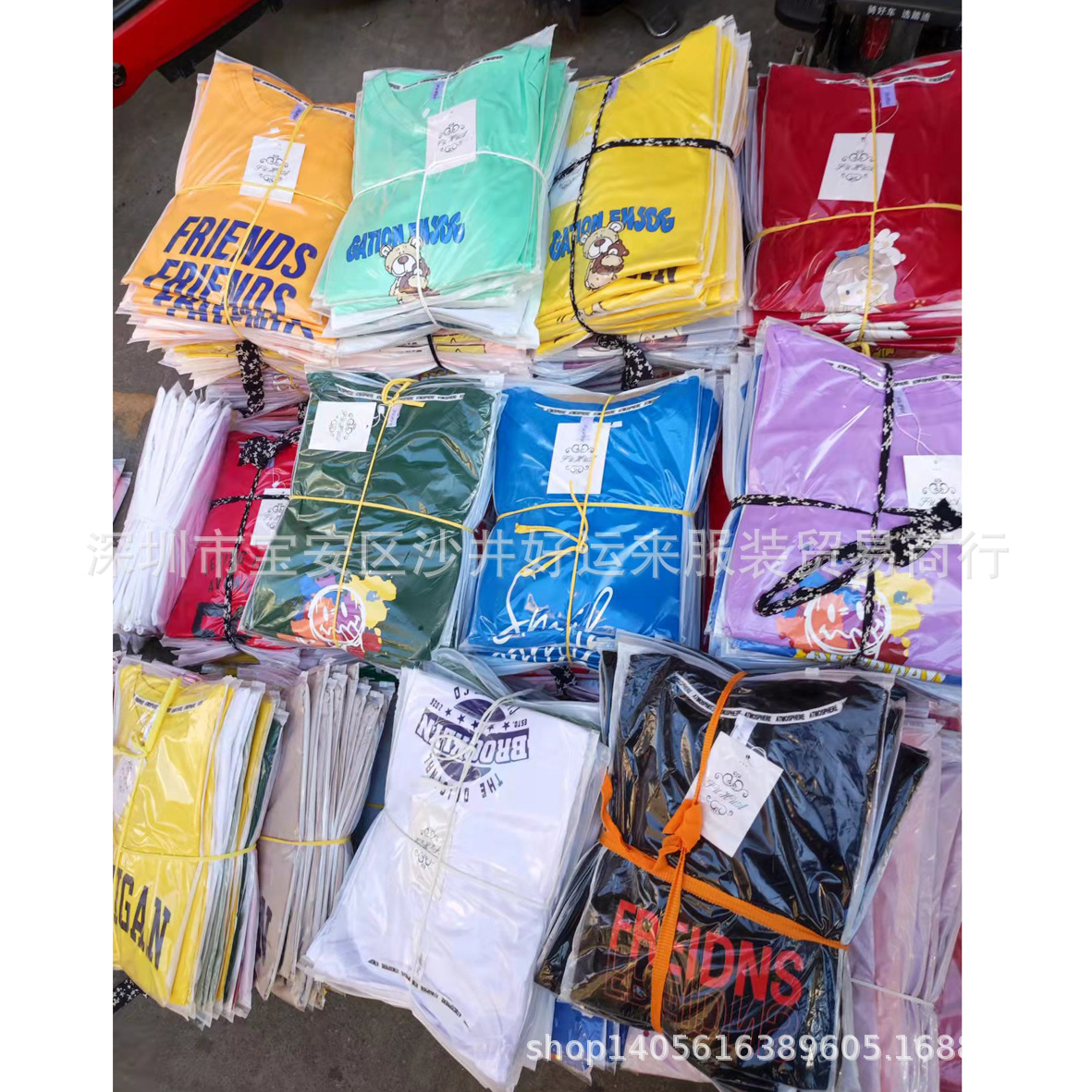 菜市场外贸尾货摆地摊衣服批发 上领包边宽版女t恤尾货十元店投资