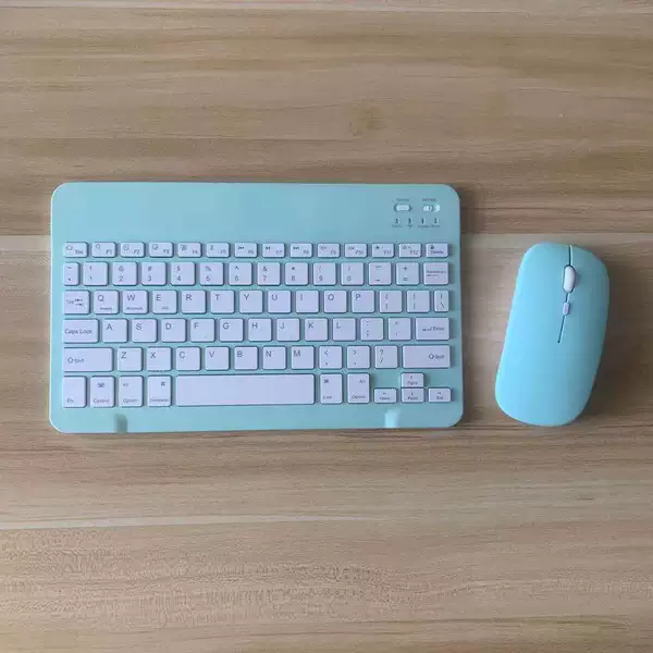Green mouse charging