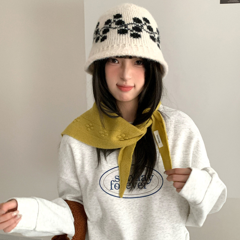 纯羊毛针织三角巾女2025年秋冬新款保暖披肩显脸小头巾防寒小围巾|undefined