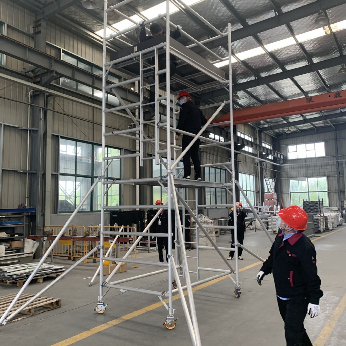 创笙折叠custom款欧标脚手架 铝合金带梯楼梯外销脚手架德国标准