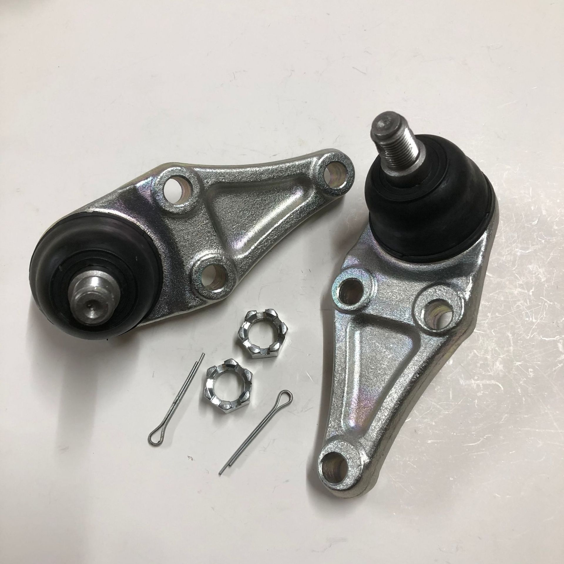 For MR508 130 411A 072 411 A073 SB7845 V73 L 200 Pa Jero rear ball head