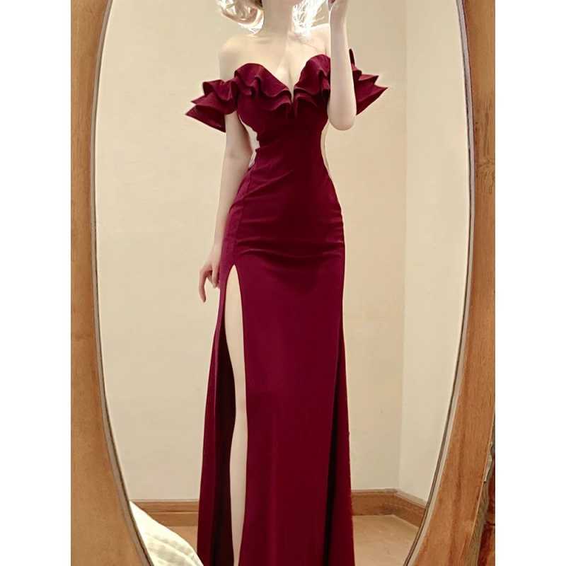 High-Slit Long Dress with a Fashionable and Unique Design, Ankle-Length Ultra-Long Evening Gown, Strapless Off-Shoulder Dress for Women