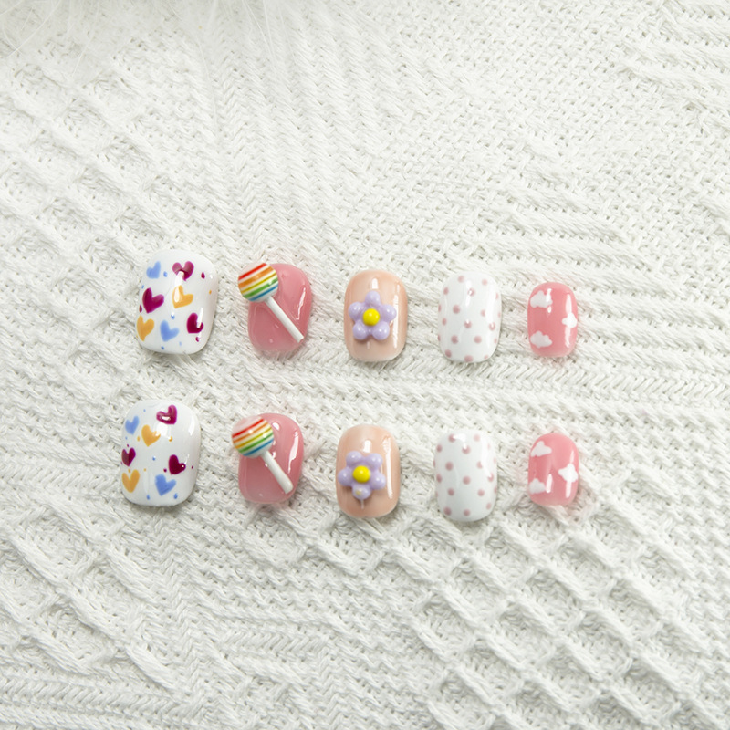 Handmade Short Nails, Cute Hand-Painted Polka Dots, Student Nail Patches, Cute Cartoons, Non-Toxic and Odorless Handmade Short Nails, Cute Hand-Painted Polka Dots, Student Nail Patches, Cute Cartoons, Non-Toxic and Odorless