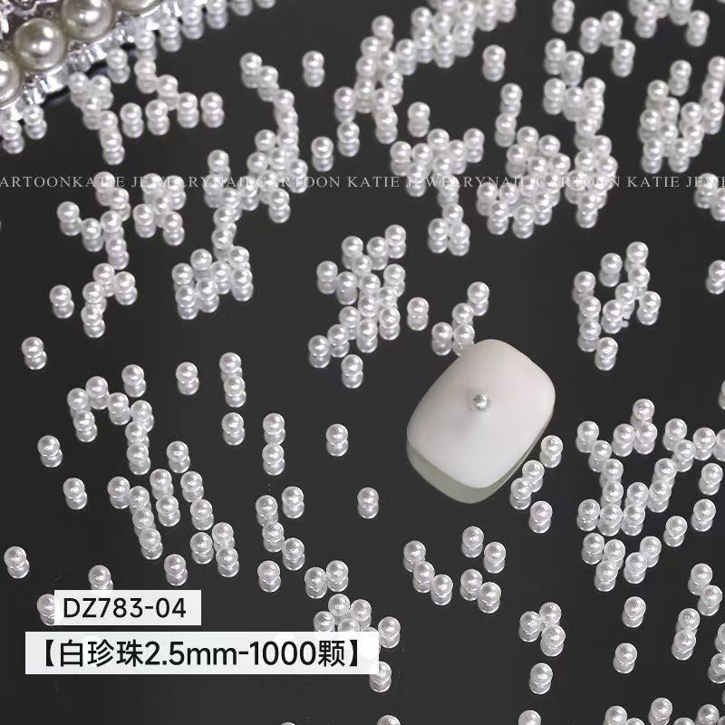 Joyas de manicura de perlas blancas puras no se desprenden de la piel de la bolsa plana de fondo redondo medio redondo de perlas brillantes de uñas especiales