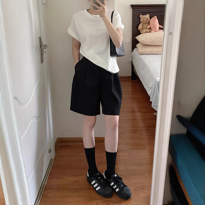 Plus Size Fat mm Five-Point Suit Shorts Women's Spring and Summer 2025 New High-Waist Slim Loose Wide-Leg A-Line Casual Pants Plus Size Fat mm Five-Point Suit Shorts Women's Spring and Summer 2025 New High-Waist Slim Loose Wide-Leg A-Line Casual Pants