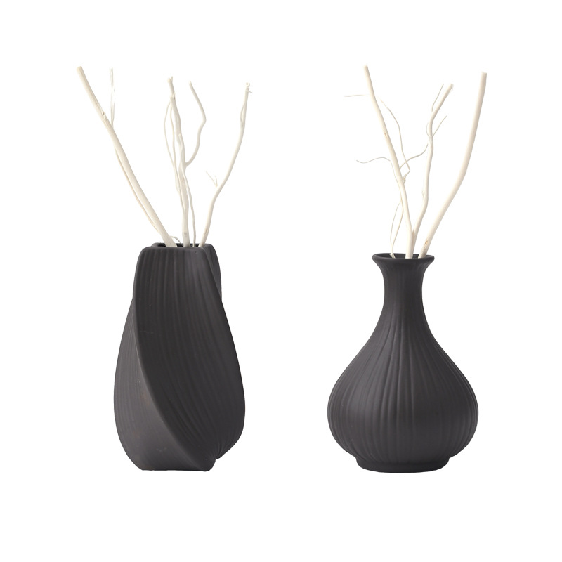 Casa floral de saljuzo de dragón adornos de hotel residencial oficina botella de expansión de escritorio botella de cerámica de fragancia retrógrada aceite esencial de arte