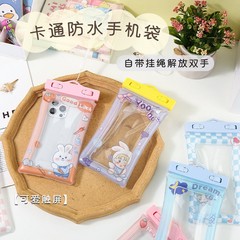 かわいいアニメ携帯電話防水バッグエアバッグ浮遊タッチスクリーン保護カバーキャンプ水泳携帯電話バッグ卸売り