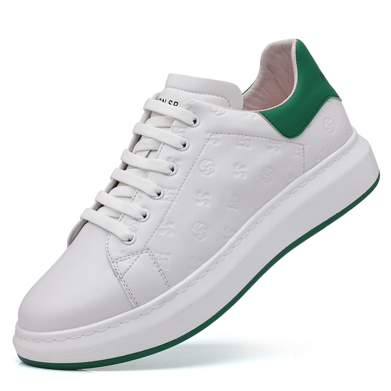Novedad de verano, zapatos blancos McQueen de primera capa de cuero de vaca para hombre, zapatos informales de cuero genuino, zapatos transpirables para hombre, zapatos planos para hombre
