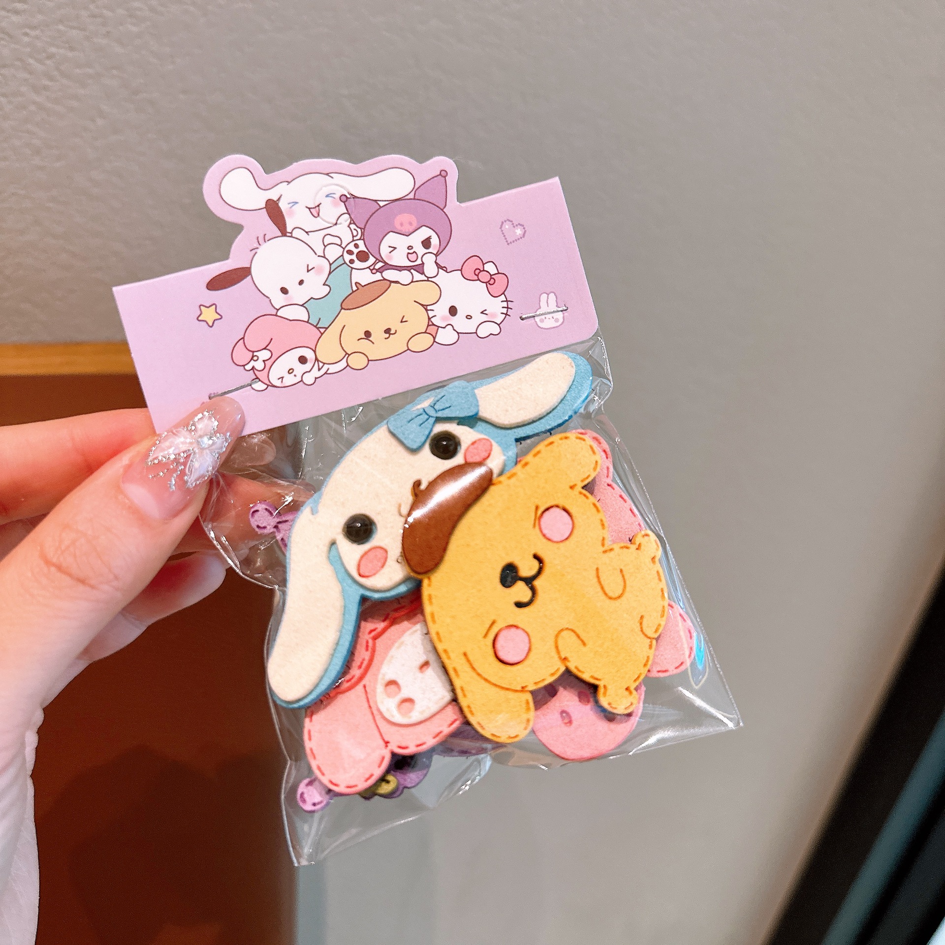 Niños nuevos velcro de dibujos animados para chicas pequeñas pegatinas de cabello para bebés de niñas pequeñas publicaciones de joyas de cabello para niñas Sanliogou