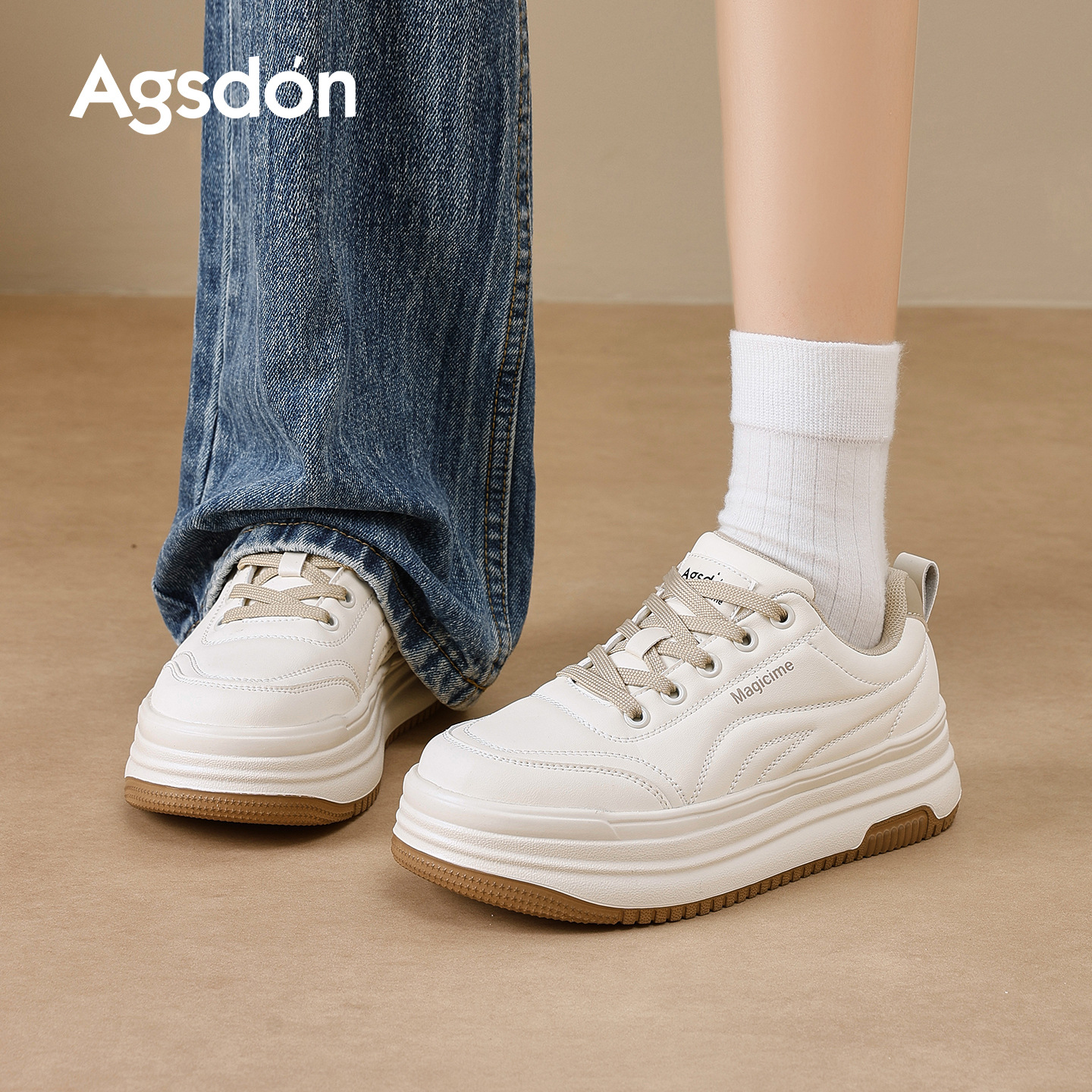 Augu Shi Deng zapatos blancos para mujeres 2025 nuevo otoño y invierno muffin de suela gruesa zapatos casuales al aire libre zapatos de skate blancos