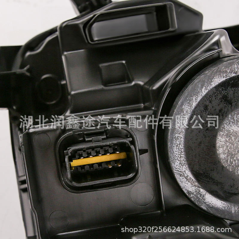 260103389R 260605549R front headlight suitable for Renault DACIA DUSTER 2019