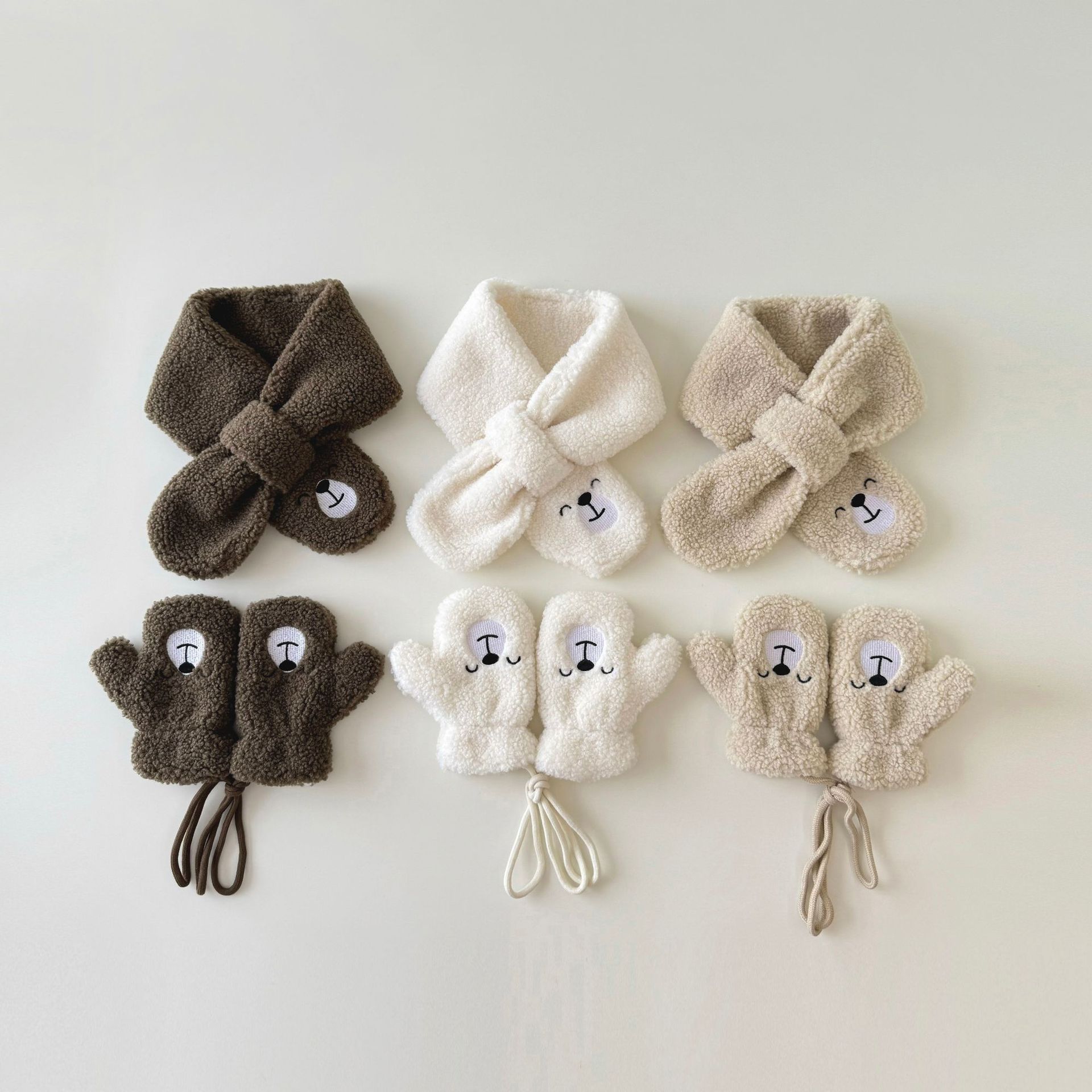 Guanti per bambini Inverno Instagram simpatico cartone animato peluche sciarpa per bambini e bambine_voghion.com