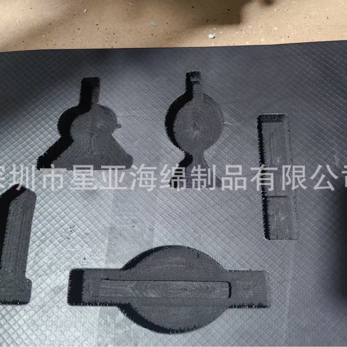 工厂专做EVA包装内托 化妆品仪器包装盒内衬 精油瓶EVA泡棉内衬