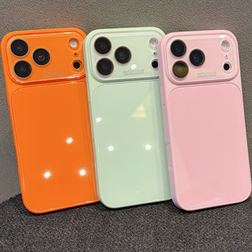 Suitable for iPhone 18 Pro Max Phone Case, Ice-Like Liquid Glass That Instantly Transforms into a Large Screen Protector for Apple 17, Anti-Drop Protective Cover