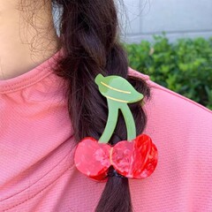 多巴胺樱桃抓夹高级感醋酸发夹韩系小众气质鲨鱼夹女头饰批发水果