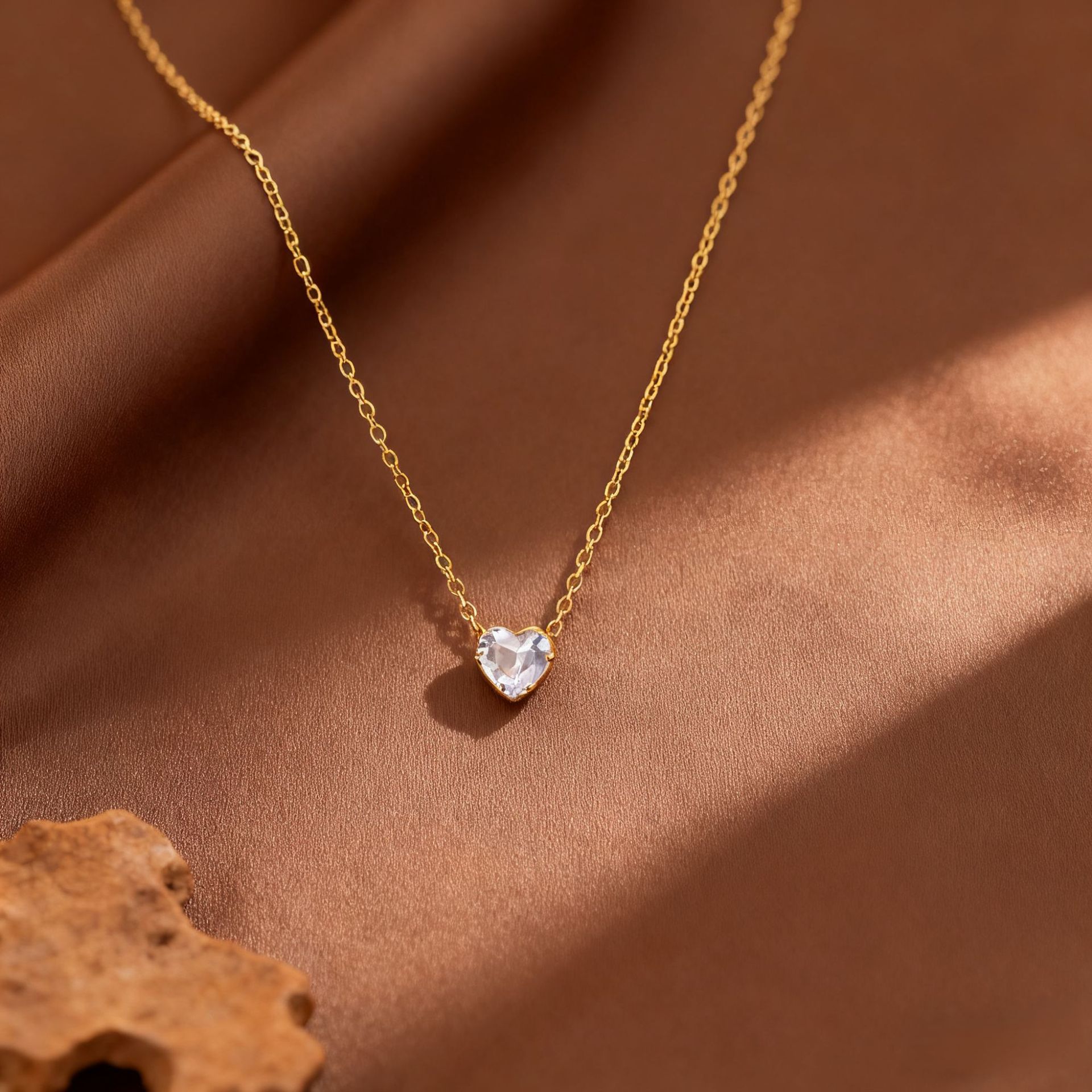 Exquisite Heart-shaped Rhinestone Necklace For Women Versatile Jewellery_voghion.com