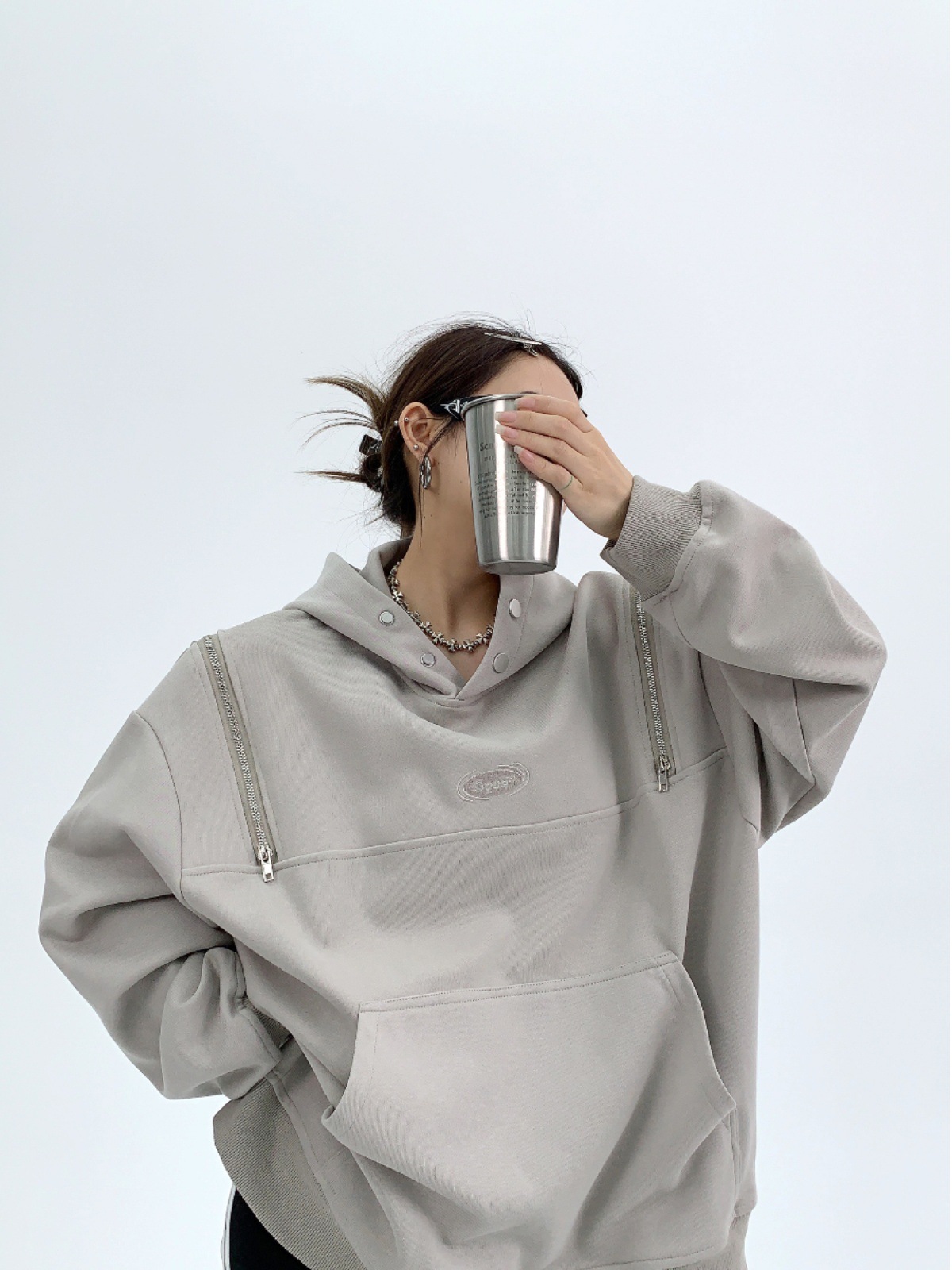 2023秋季高级感小众肩膀拉链连帽卫衣宽松复古设计感情侣上衣女潮