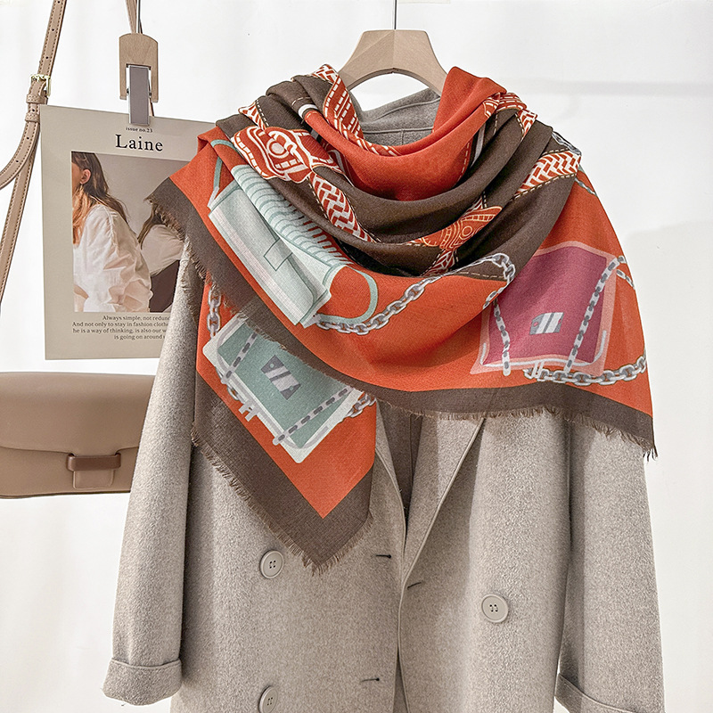 Tendencia de moda primavera y otoño regalos de vacaciones de madres delgados bufandas cuadradas de barbas cortas coreanas de nicho de alta calidad chal retro