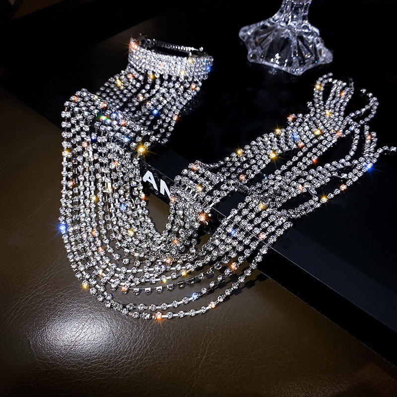 Wedding, Banquet, Engagement Occasion Rhinestone Material Women's Elegant Bridal Streetwear Tassel Rhinestone Plating Rhinestones Hair Clip