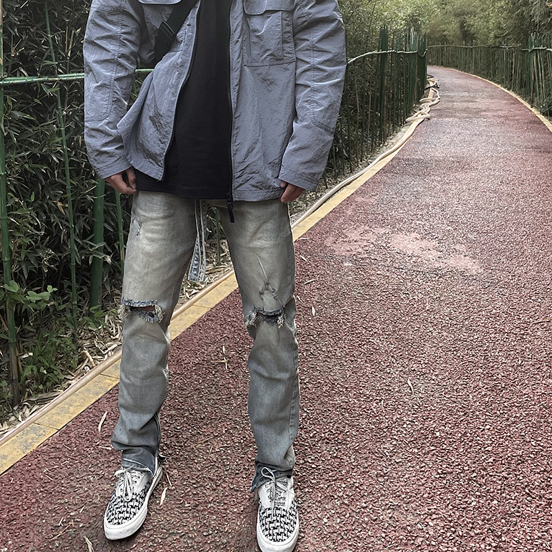 Zippered Jeans Image 3