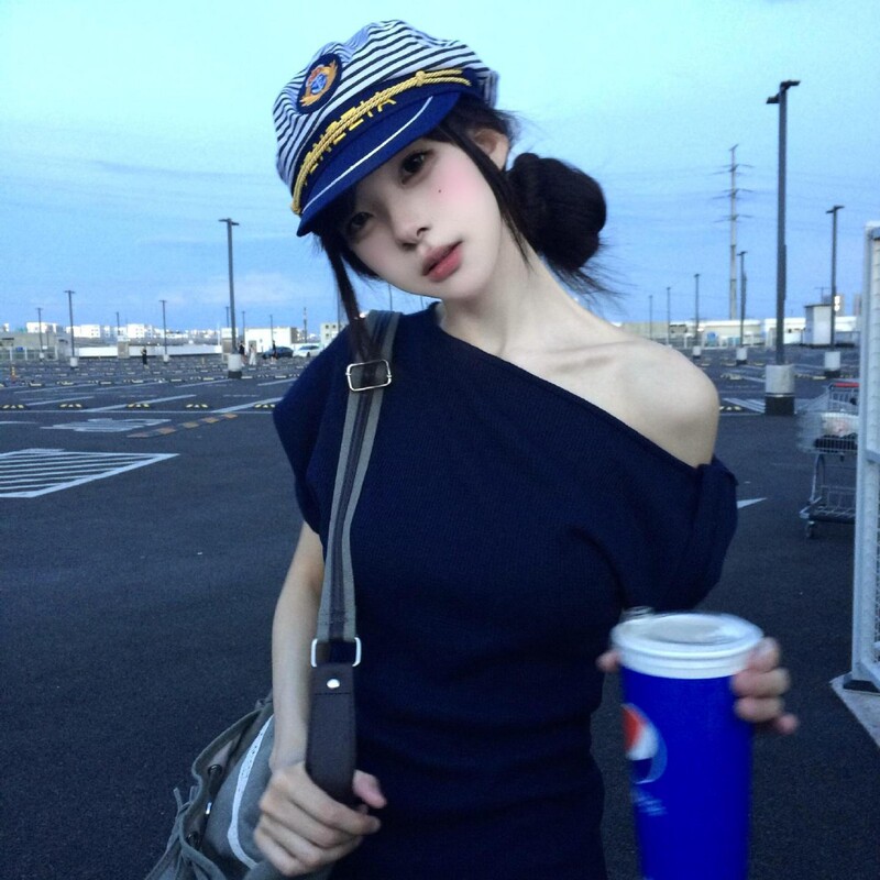 Blue Striped Navy Hat Summer Seaside Vacation Style Large Brim Hat Women's Sun Protection Sailor Hat Japanese Style Style Blue Striped Navy Hat Summer Seaside Vacation Style Large Brim Hat Women's Sun Protection Sailor Hat Japanese Style Style
