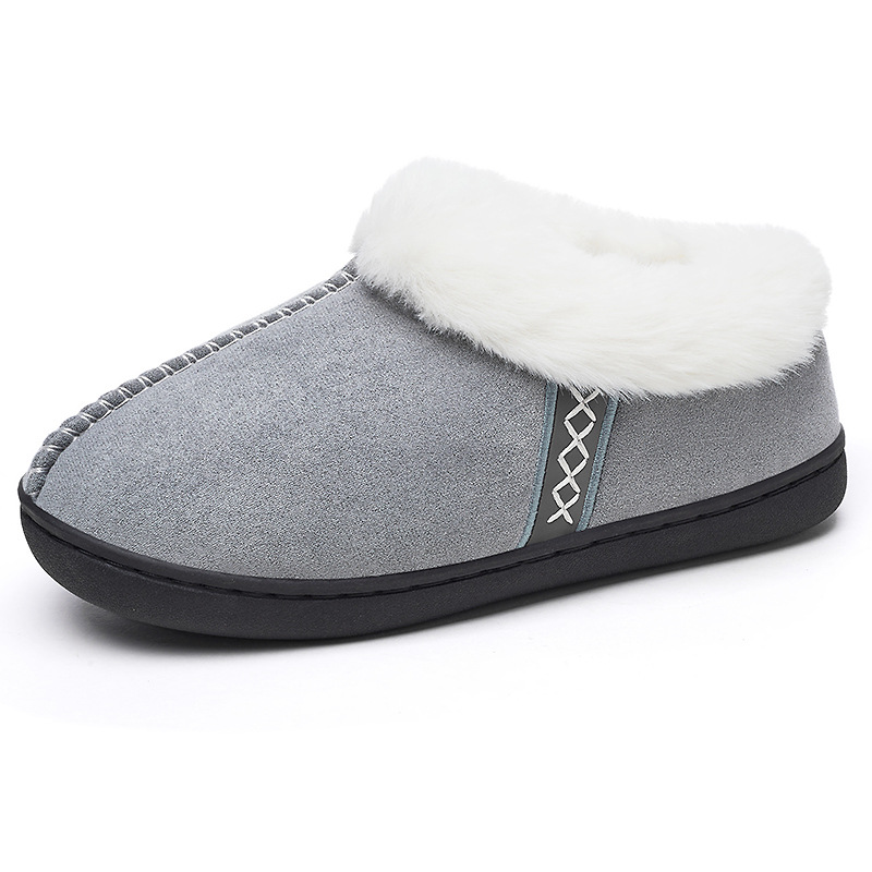 Nuevas botas de algodón, calzado femenino transfronterizo, botas de nieve con forro polar y suela gruesa, botines cortos de moda, botas cálidas de poliuretano y algodón al por mayor.