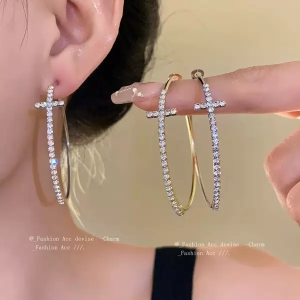 European and American Exquisite Super Flash Hoop Earrings for Women, Fashionable Elegant, Accessible Luxury, High-End Earrings, Personalized Versatile Earrings Accessories