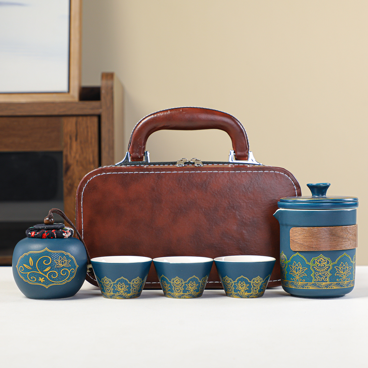 Chinese-Style Vintage Floral Tea Set Gift Set for Business Events, Store Celebrations, Company Openings, and Souvenirs, Customizable with Logo