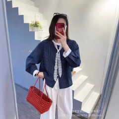琪镌绘制秋季新款条纹拼接白领子圆领宽松女士开衫衬衫上衣6803-2