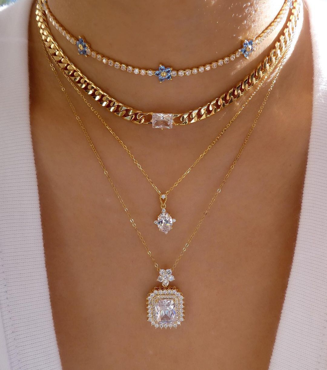 Retro Flower Copper Flowers Rhinestones Pendant Necklace 1 Piece