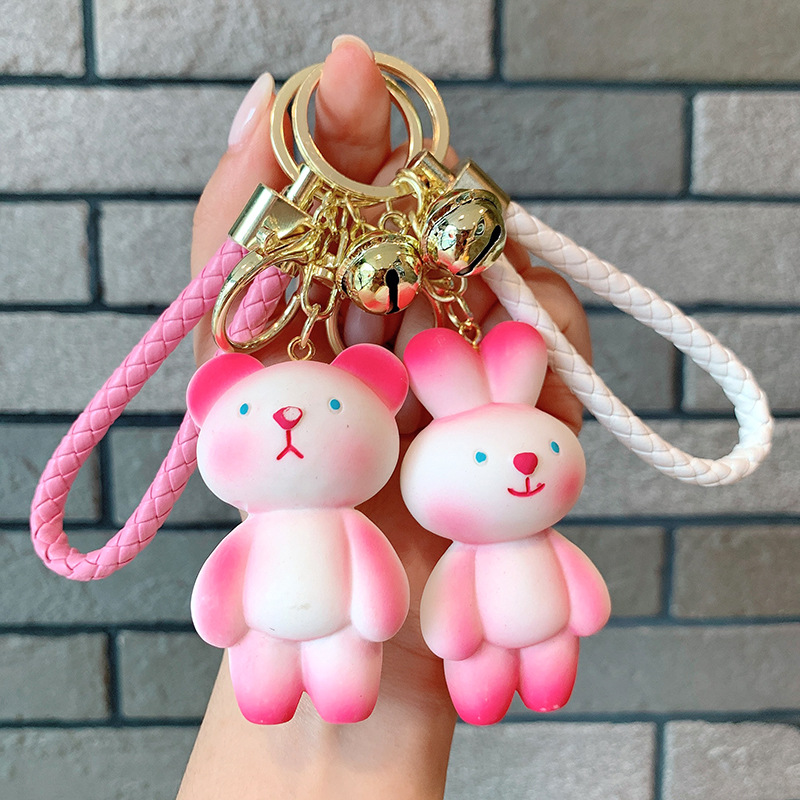 Moda fresco resina cachorro llavero conejito oso muñeca colgante bolso del coche adornos pequeño regalo