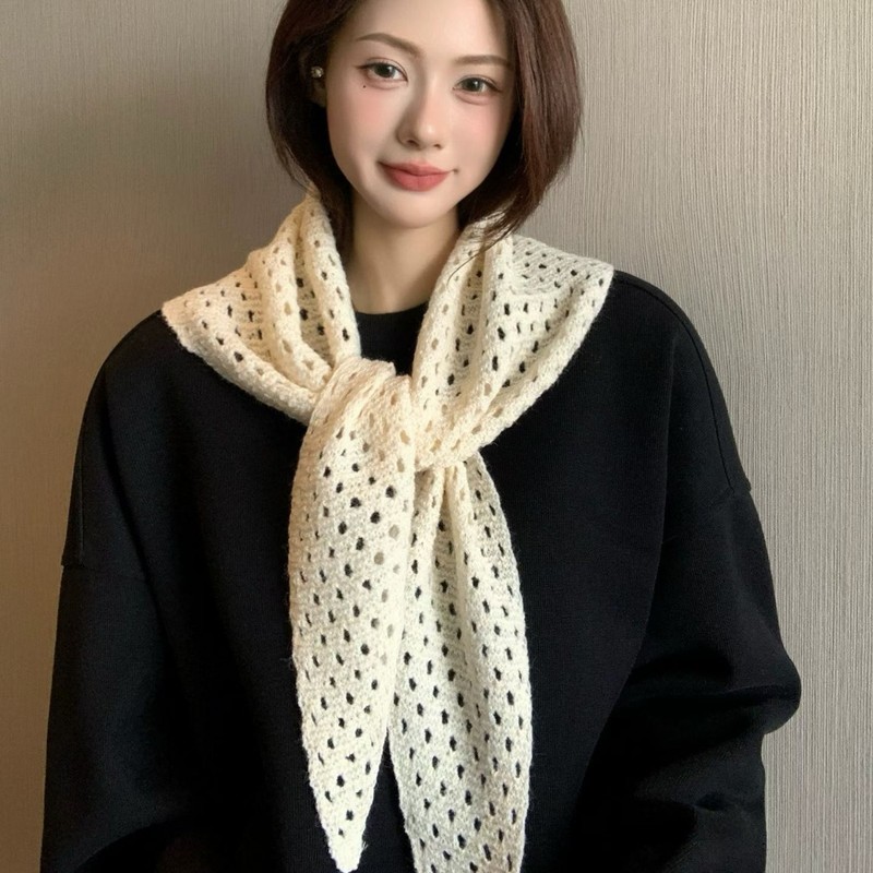 柔软针织镂空三角巾女装饰披肩围巾秋冬时髦百搭薄款围脖保暖领巾|undefined