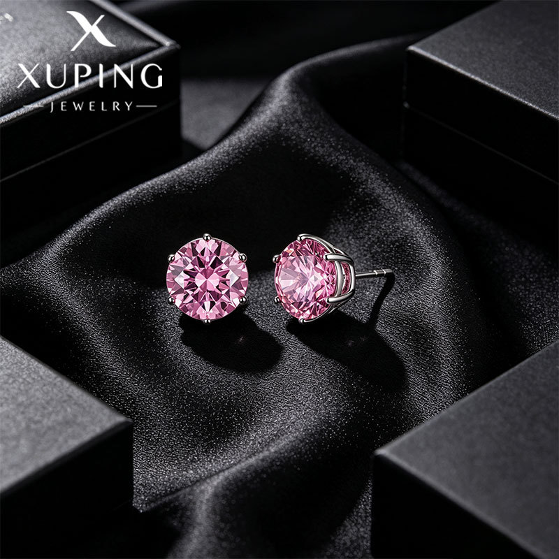 Xuping Jewelry Moda, simple y versátil, cuatro garras y seis garras, pendientes de circón simples, desplazamientos diarios, pendientes pequeños exquisitos al por mayor