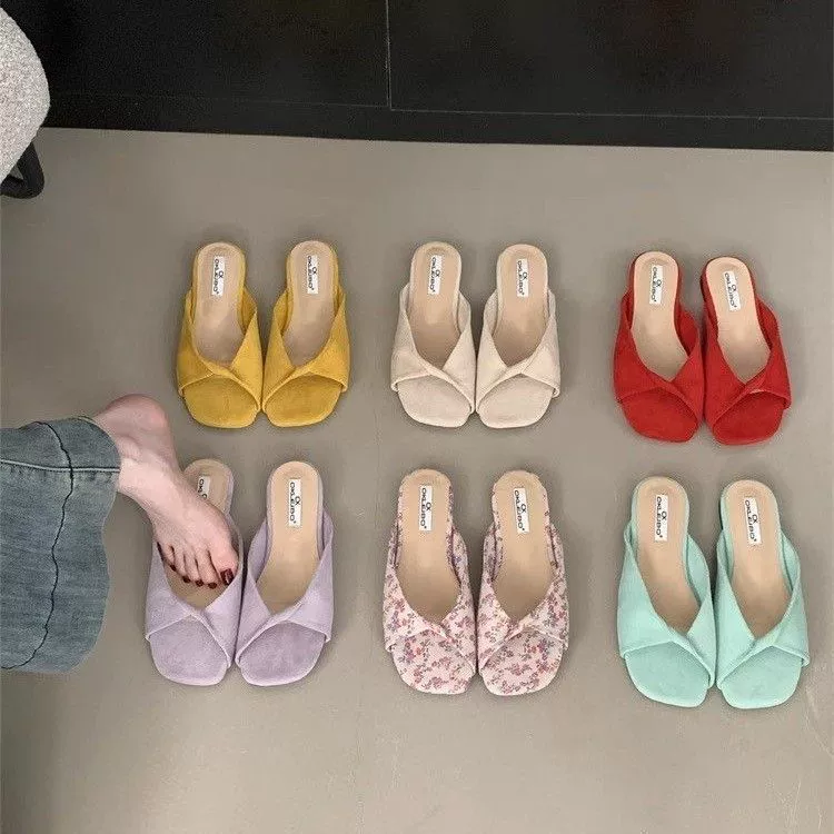 Сказочный стиль с юбкой, плоские сандалии-слипоны, красивые тапочки для женщин, летняя верхняя одежда 2025 новый стиль