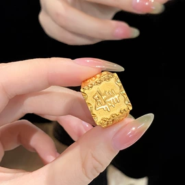 吊坠;戒指;项链